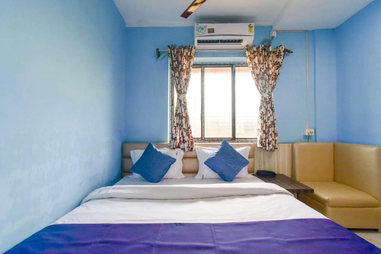 Hotel Blue Abedin コルカタ エクステリア 写真